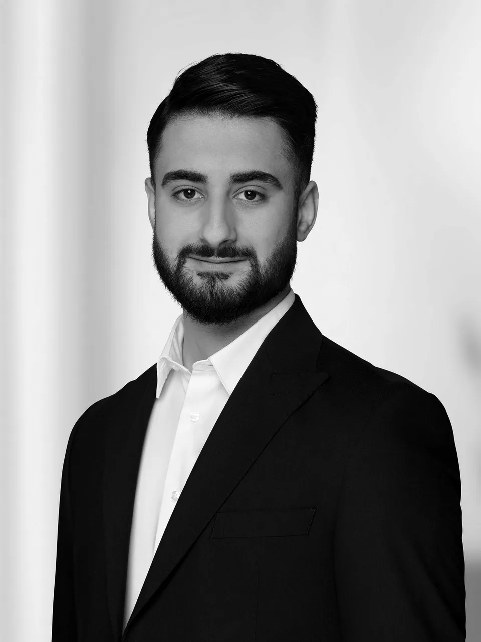 Porträt von Alaaddin, Inhaber von ALA Design Studio